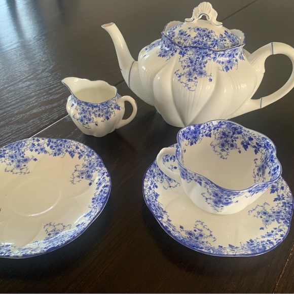 Vintage Dainty Blue Shelley Tea Set - Picture 2 of 5